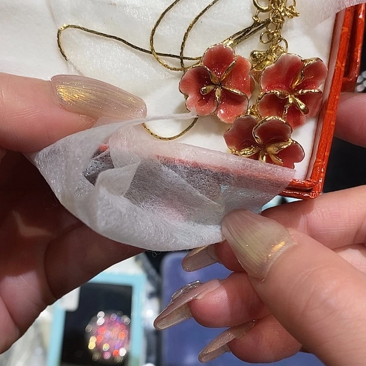 ****中古香水沐浴露持久留香