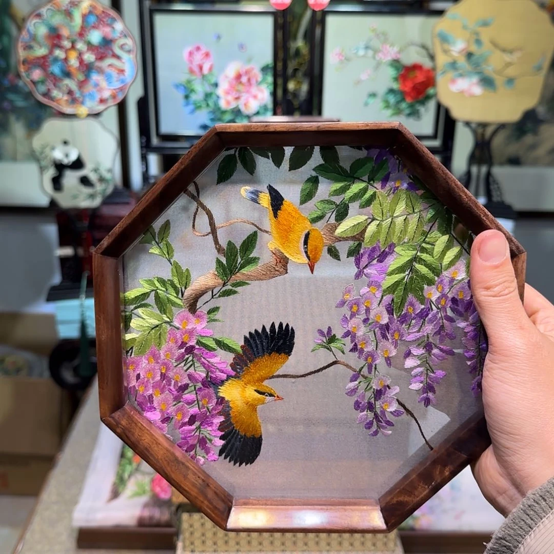 刺绣刺绣工艺精湛