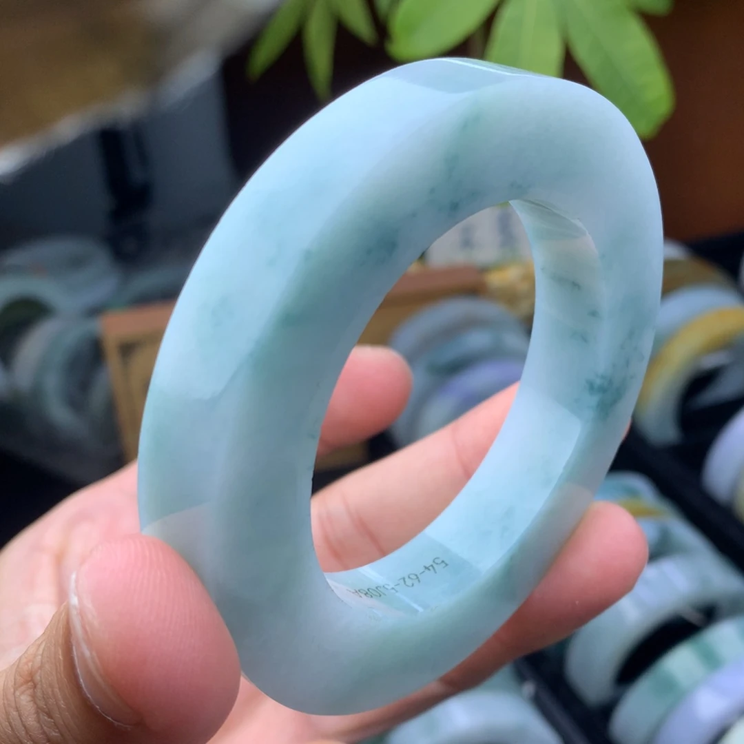 未镶嵌手镯定制翡翠定制手镯