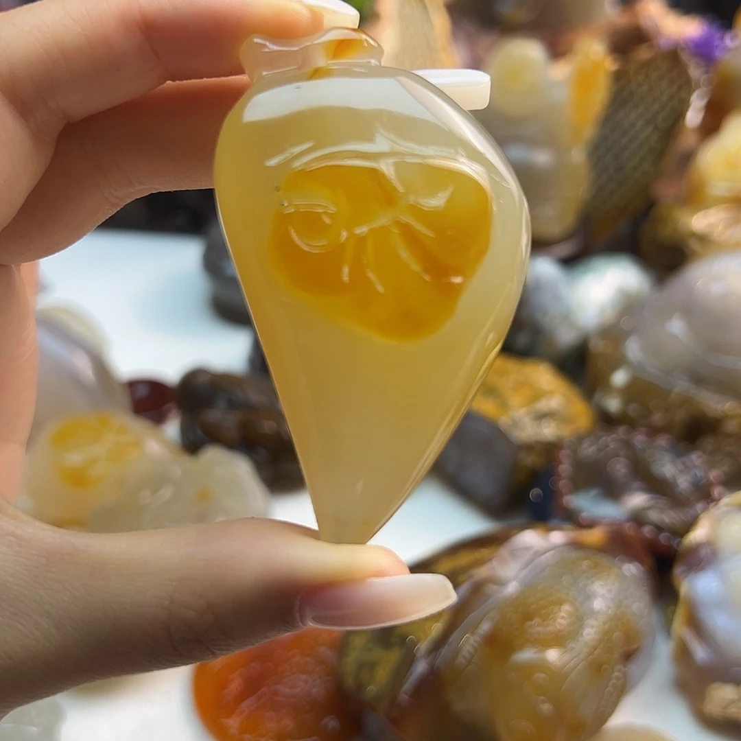 玛瑙/玉髓未镶嵌颈饰