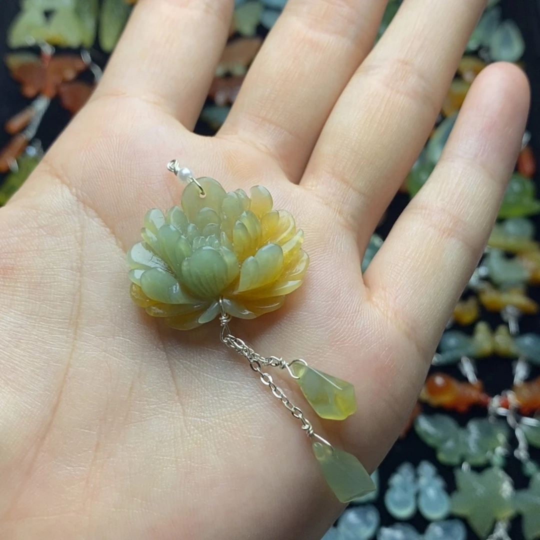 少***话蛇纹石玉未镶嵌耳饰/颈饰