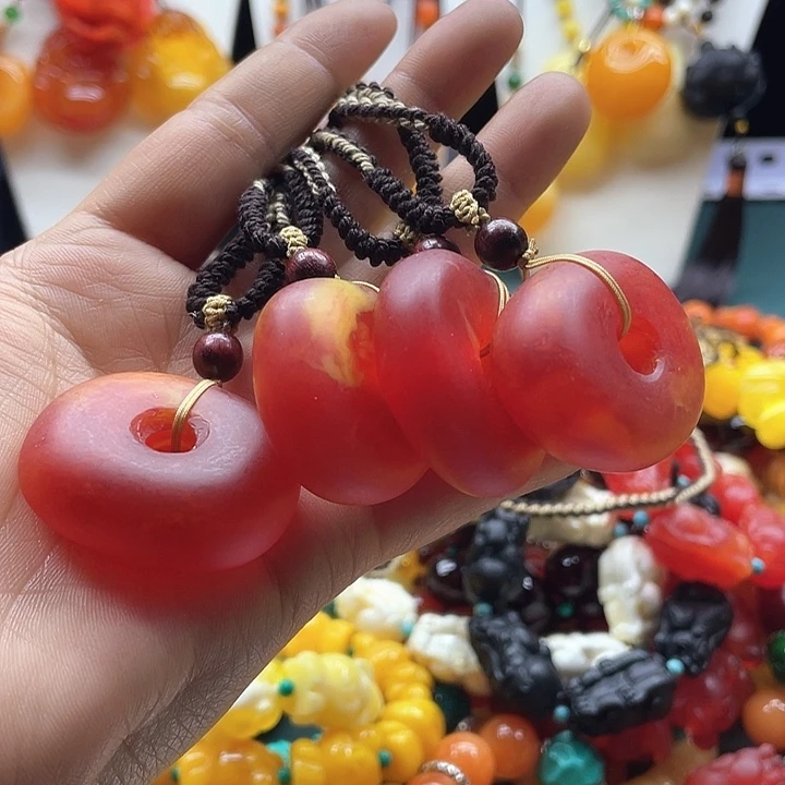 琥珀未镶嵌手链17吊坠