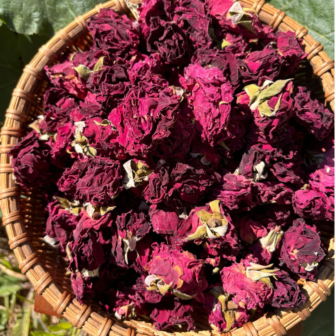 臻山味土特产   墨~红~菇