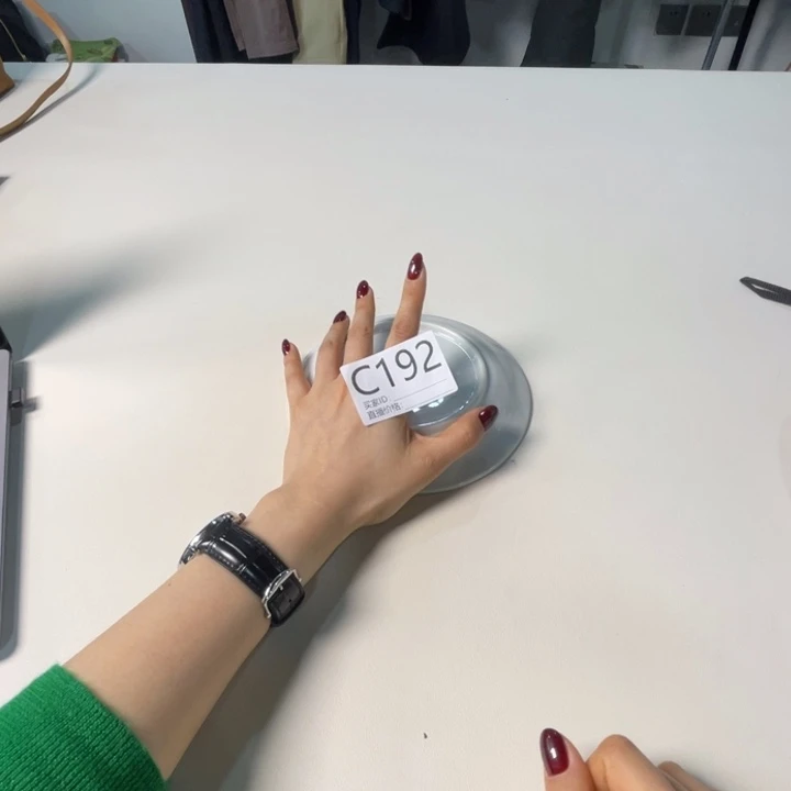 瓷片192浅紫色。。。。。。。