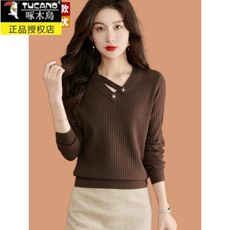啄木鸟设计感v领毛衣女2025秋冬洋气爆款高级感上衣配裙子羊毛打