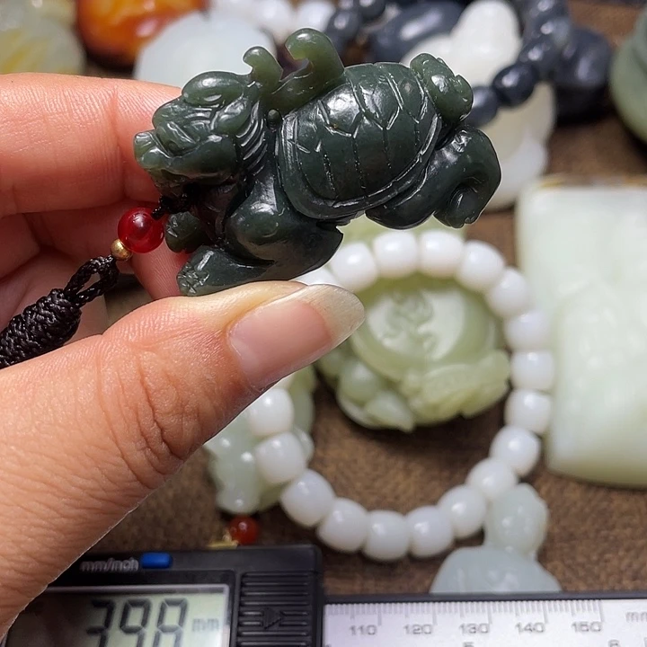 未镶嵌和田玉挂件