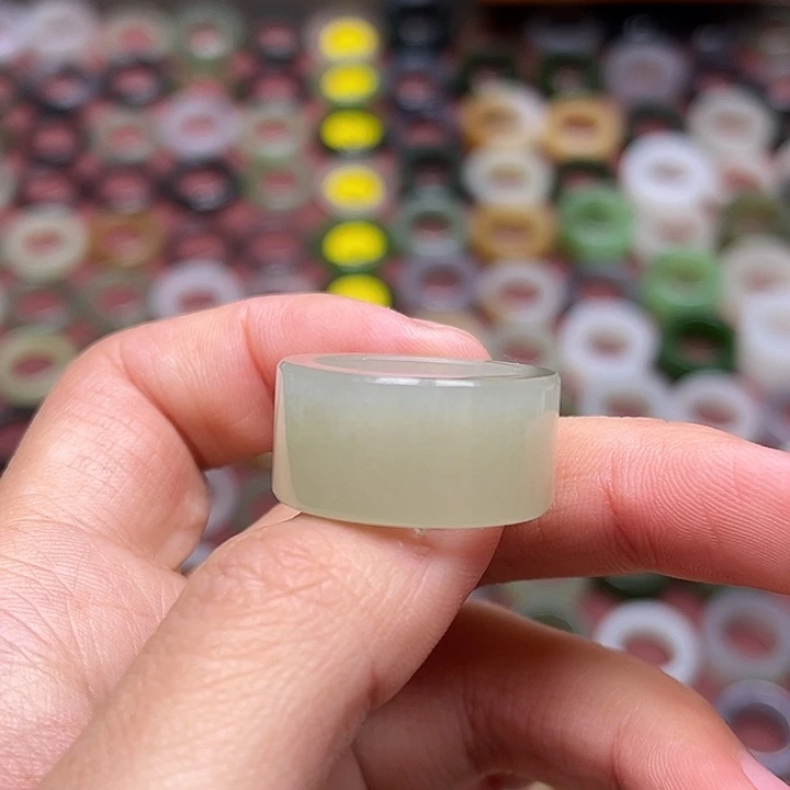 和田玉戒指未镶嵌17.5 青提