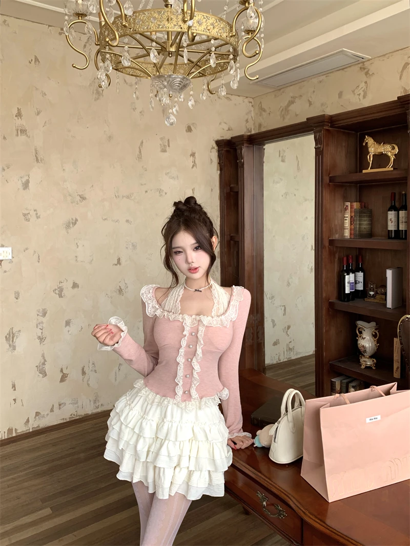 【柔柔午后】秋冬新款假两件蕾丝打底木耳边百搭挂脖T恤配蛋糕半裙