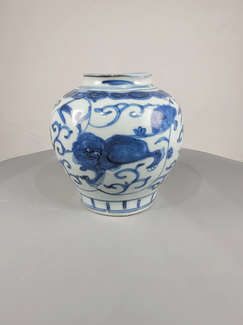 青花狮子灯笼罐一个