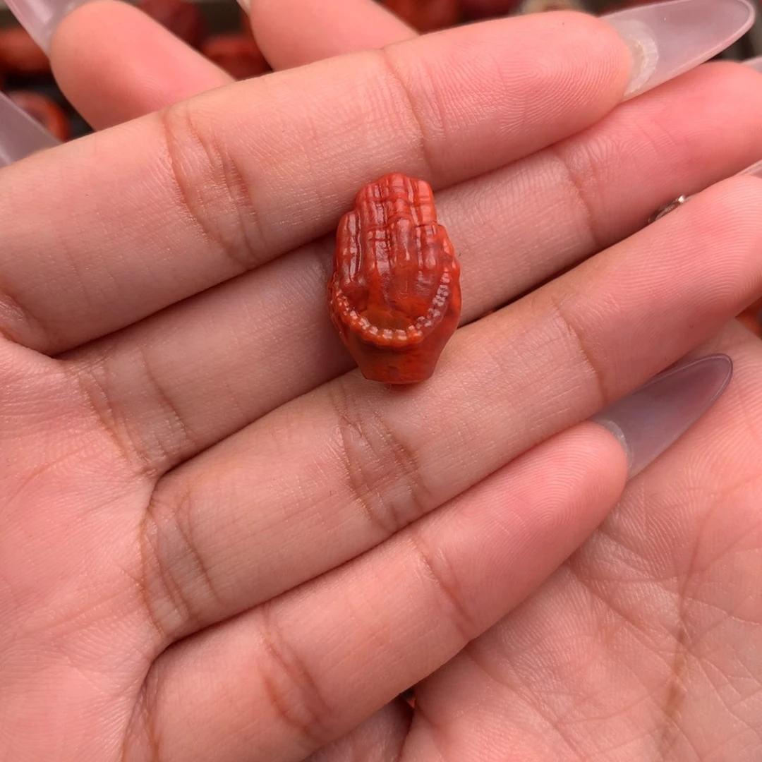 南红玛瑙精工雕刻佛手12+未镶嵌
