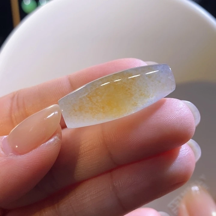 翡翠未镶嵌吊坠(不含链)翡翠冰飘黄橄榄珠