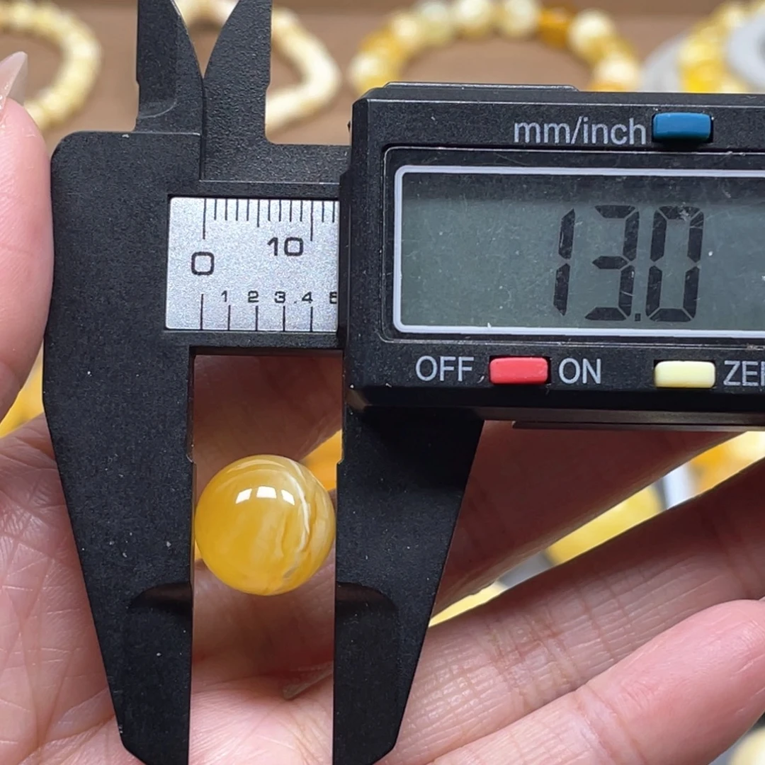 皓***~未镶嵌琥珀裸石天然