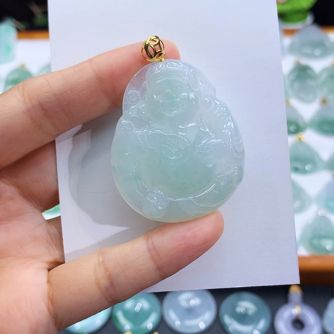 翡翠18K金镶嵌颈饰翡翠吊坠