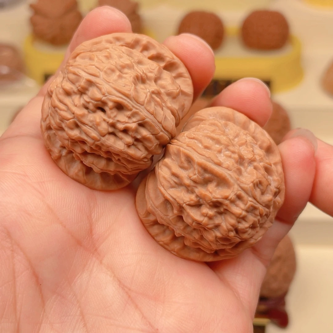 文玩核桃把件白狮子38