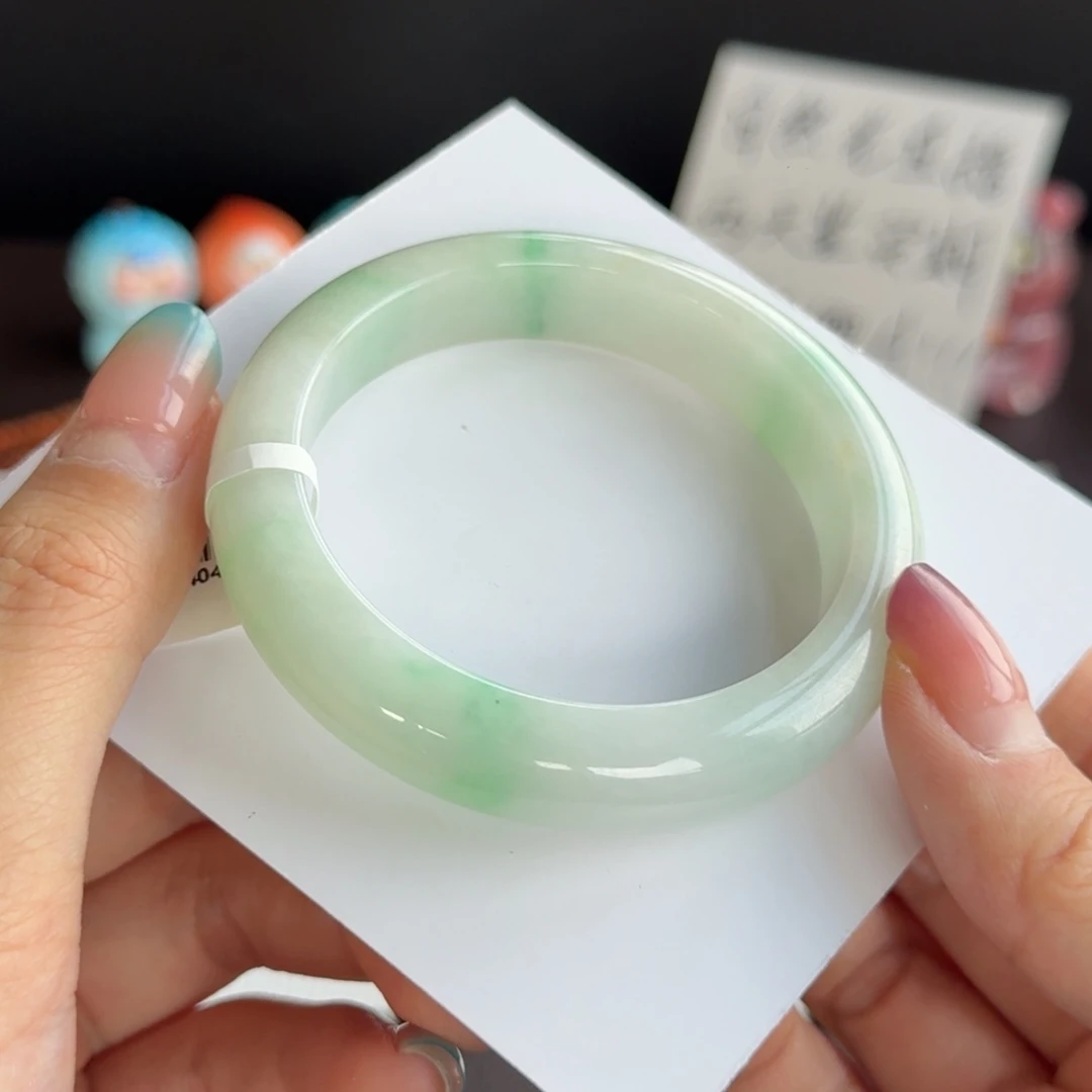 翡翠未镶嵌手镯18号 52.6