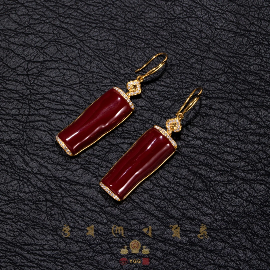 K员格格XIHU261/阿卡红珊瑚主干原枝耳坠