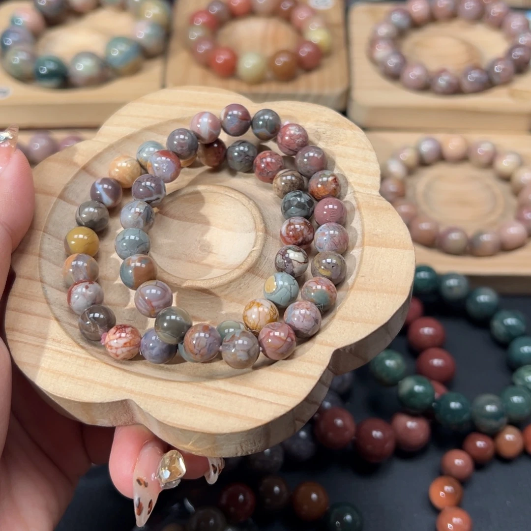 薄***绿石英质玉未镶嵌手链128