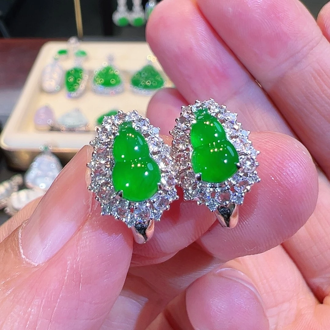 翡翠吊坠(不含链)18K金镶嵌翡翠