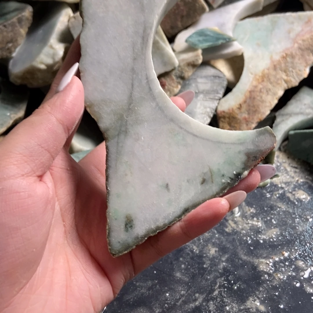 翡翠未镶嵌挂件天然翡翠