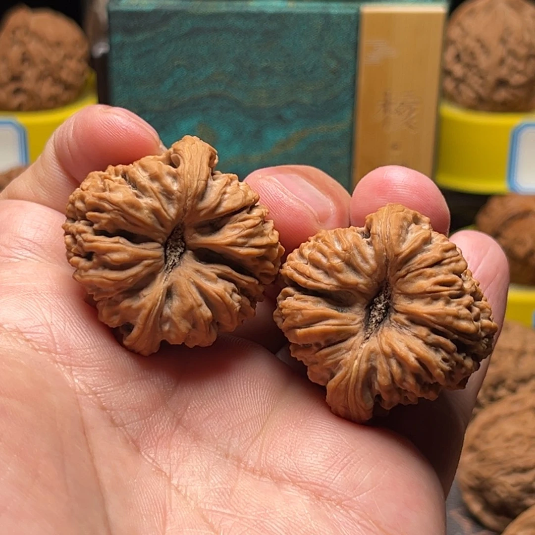 把件文玩核桃逐鹿魔童