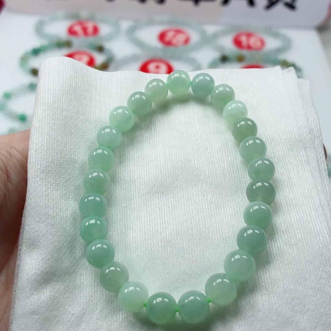 翡翠未镶嵌手链卡7.7（货中）