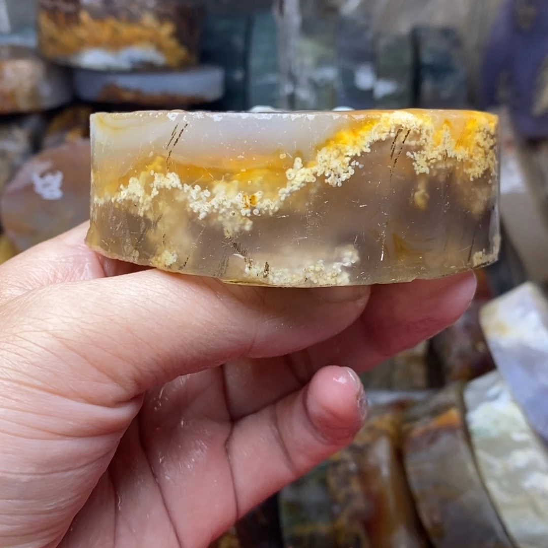 笑***M定制玛瑙手镯包个牌