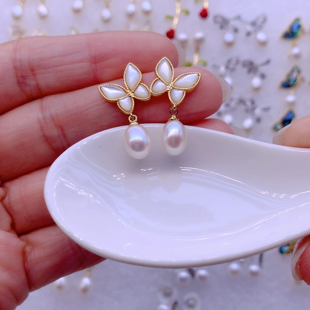 淡水珍珠合金耳饰