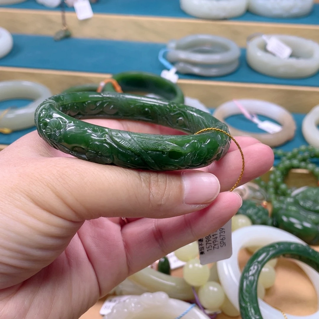 和田玉手镯未镶嵌7圈口63