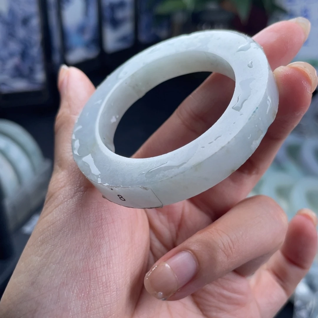 定制翡翠未镶嵌纹裂大漏
