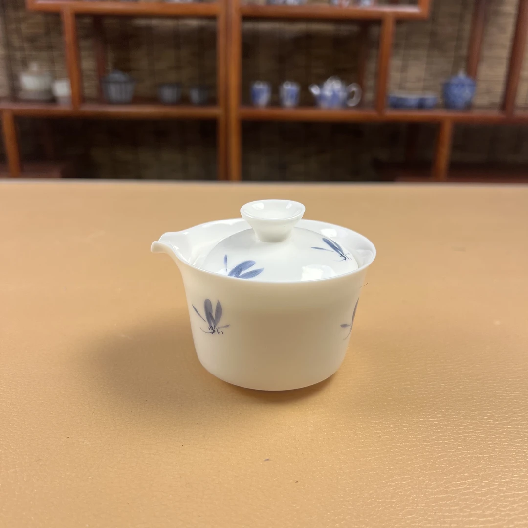 A0294手绘白瓷 兰花旅行快客