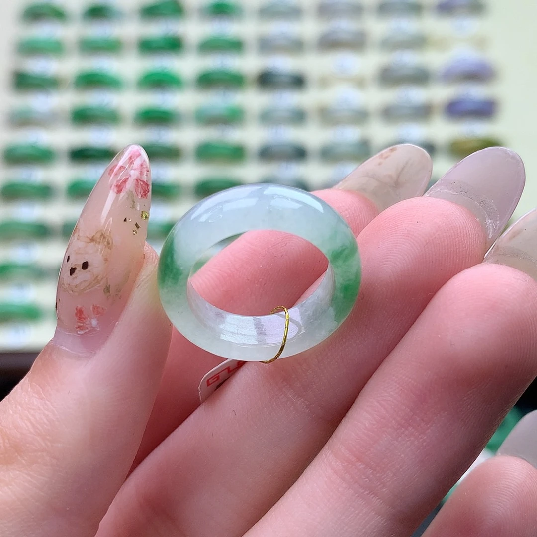 翡翠未镶嵌戒圈港8