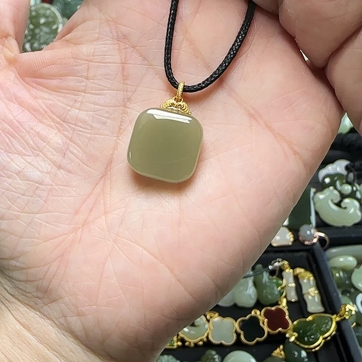 吊坠(不含链)银S925镶嵌和田玉绮*