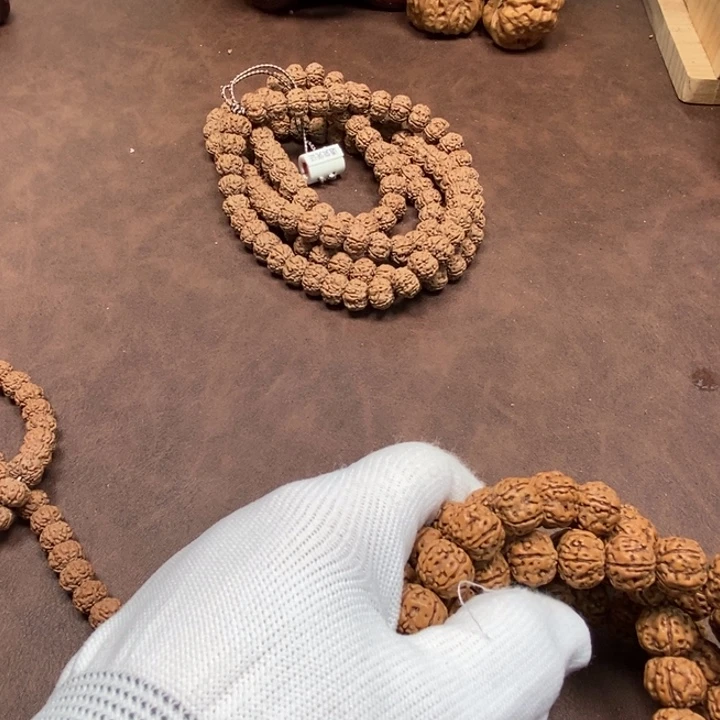 大***刮吊坠金刚菩提108元皮老树王