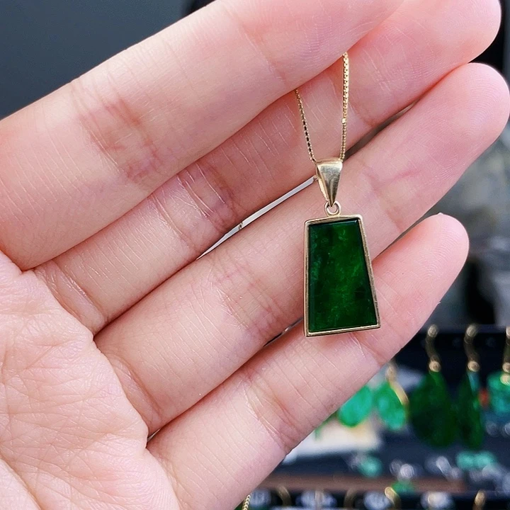 翡翠颈饰银S925镶嵌饰品