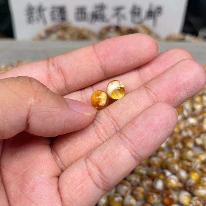 伶****未镶嵌琥珀裸石03号