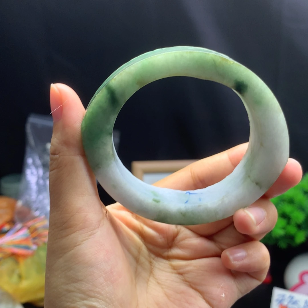 定制翡翠手镯未镶嵌