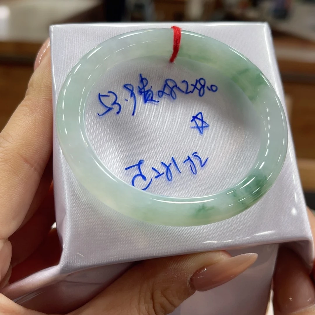 未镶嵌手镯翡翠翡翠