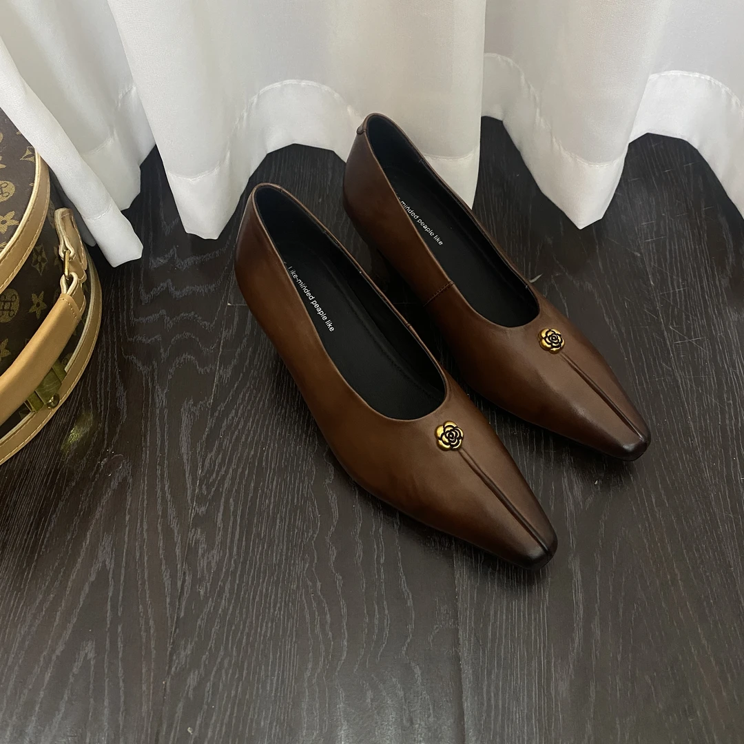 做旧尖头极简风单鞋浅口复古粗跟中跟女士女鞋跟鞋低跟