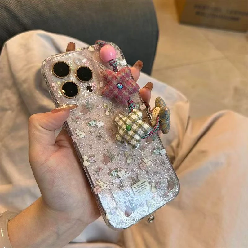 可爱闪粉花朵兔子带挂绳适用iPhone16promax手机壳苹果15pro新14