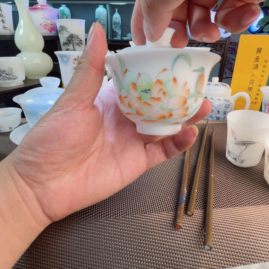 手绘的小卡和小卡都是我的最爱了