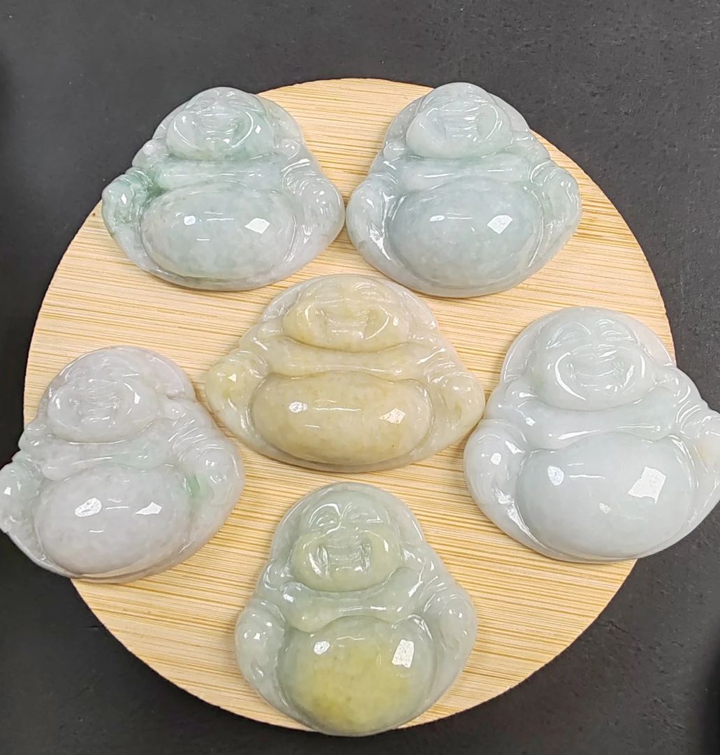天然翡翠a货大佛公，多样性随机发货一件