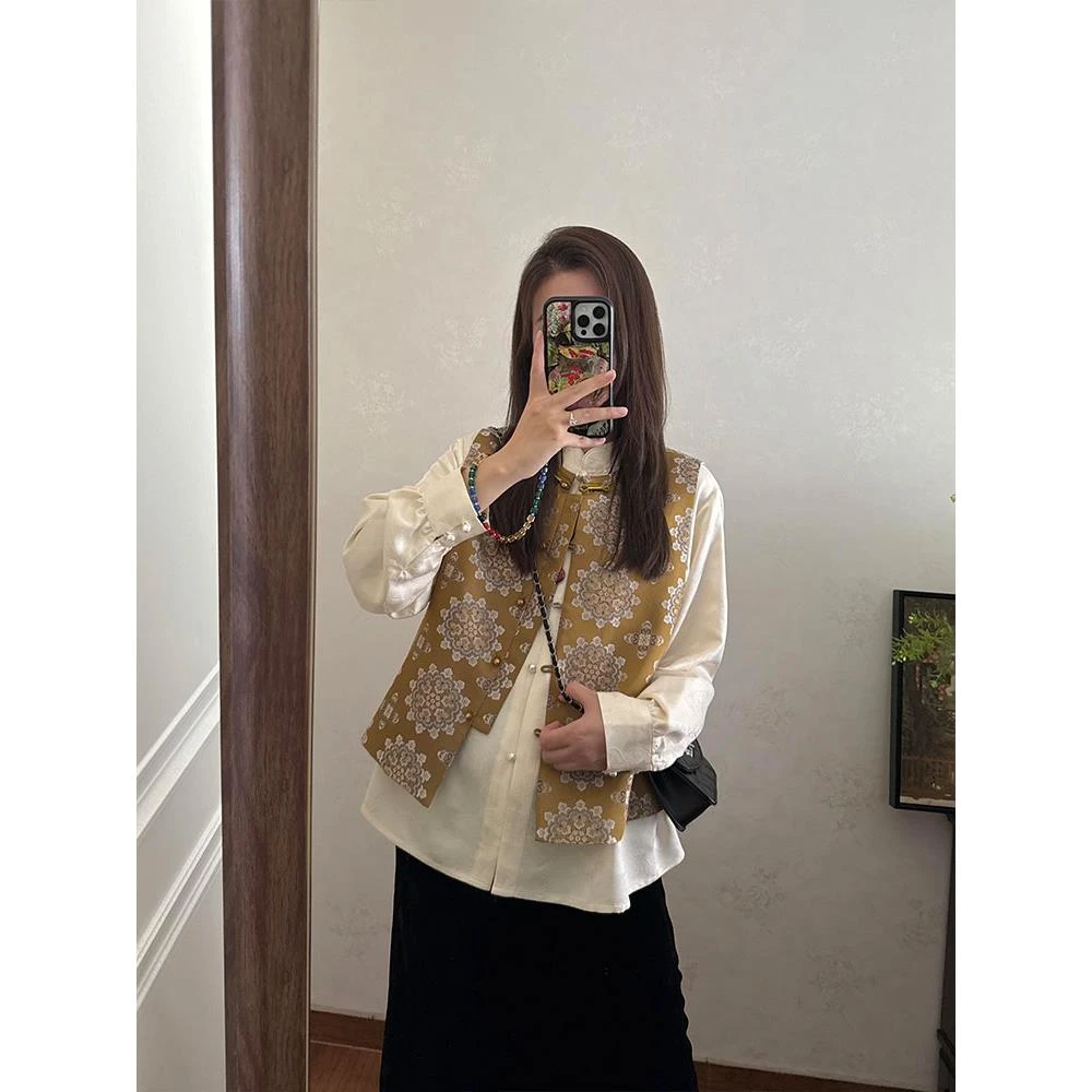 2025秋季新款今年流行新中式国风套装时尚气质独特马甲衬衫两件套