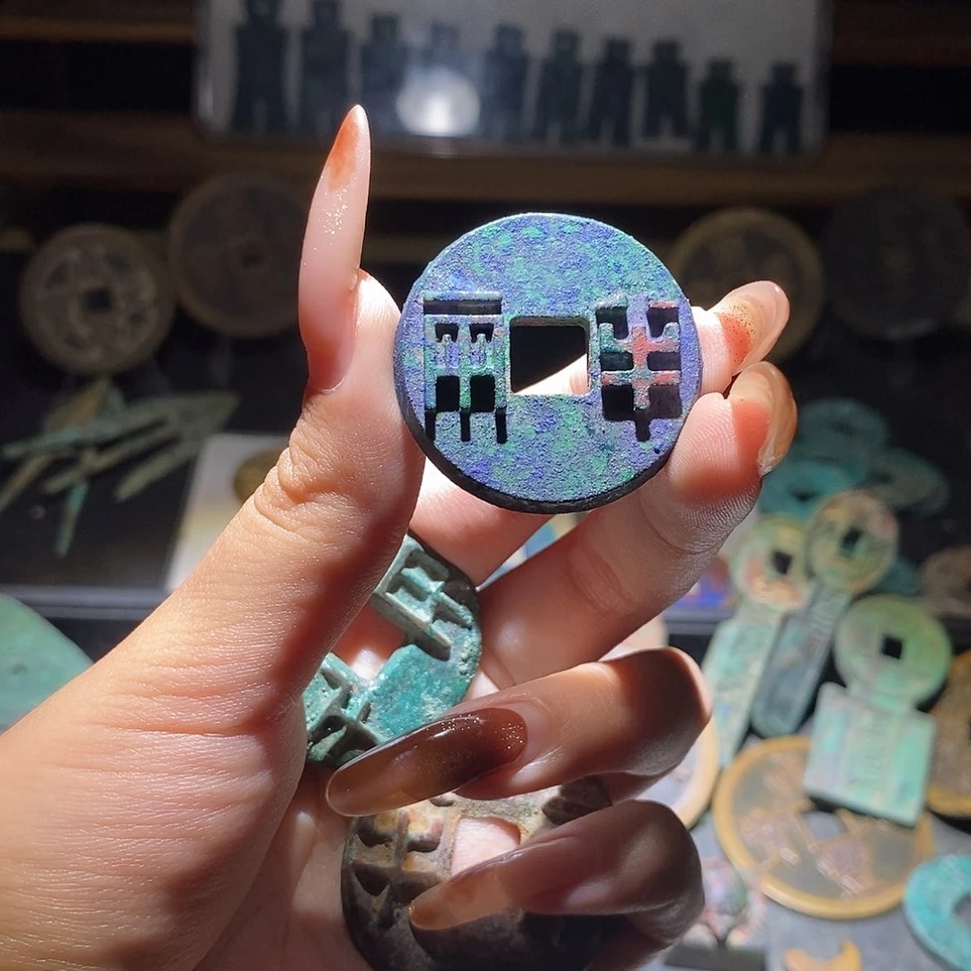 井***盖铜现代仿制工艺品