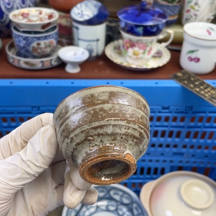他家瓷器真美…开播的