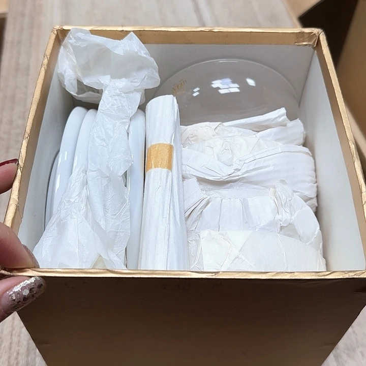 瓷片阿*噗哈哈哈哈哈哈哈哈哈哈我