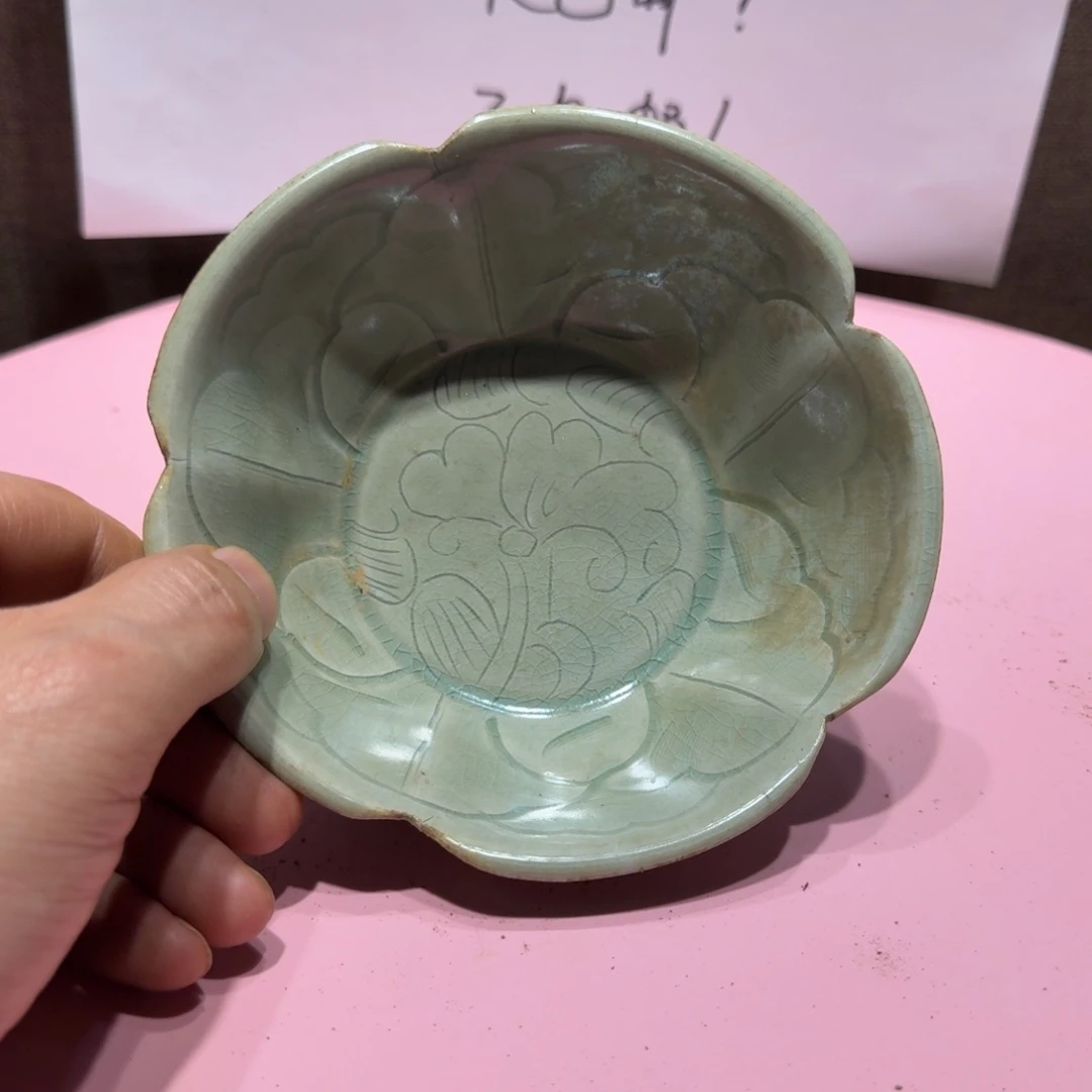 陶其他漂亮的小瓷瓶子