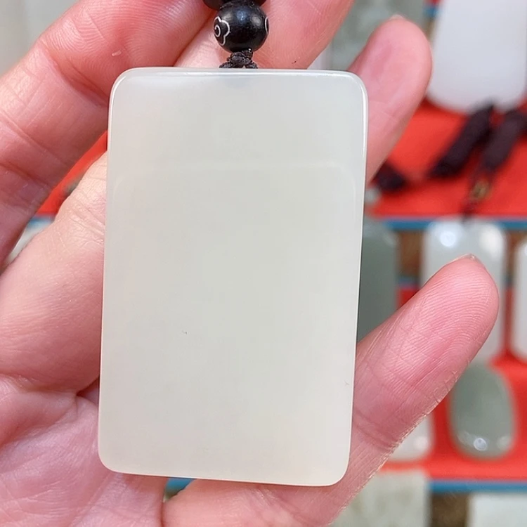 【闪购商品】颈饰未镶嵌和田玉