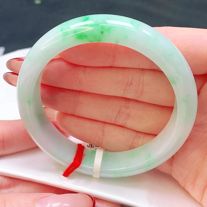 翡翠手镯未镶嵌55正圈