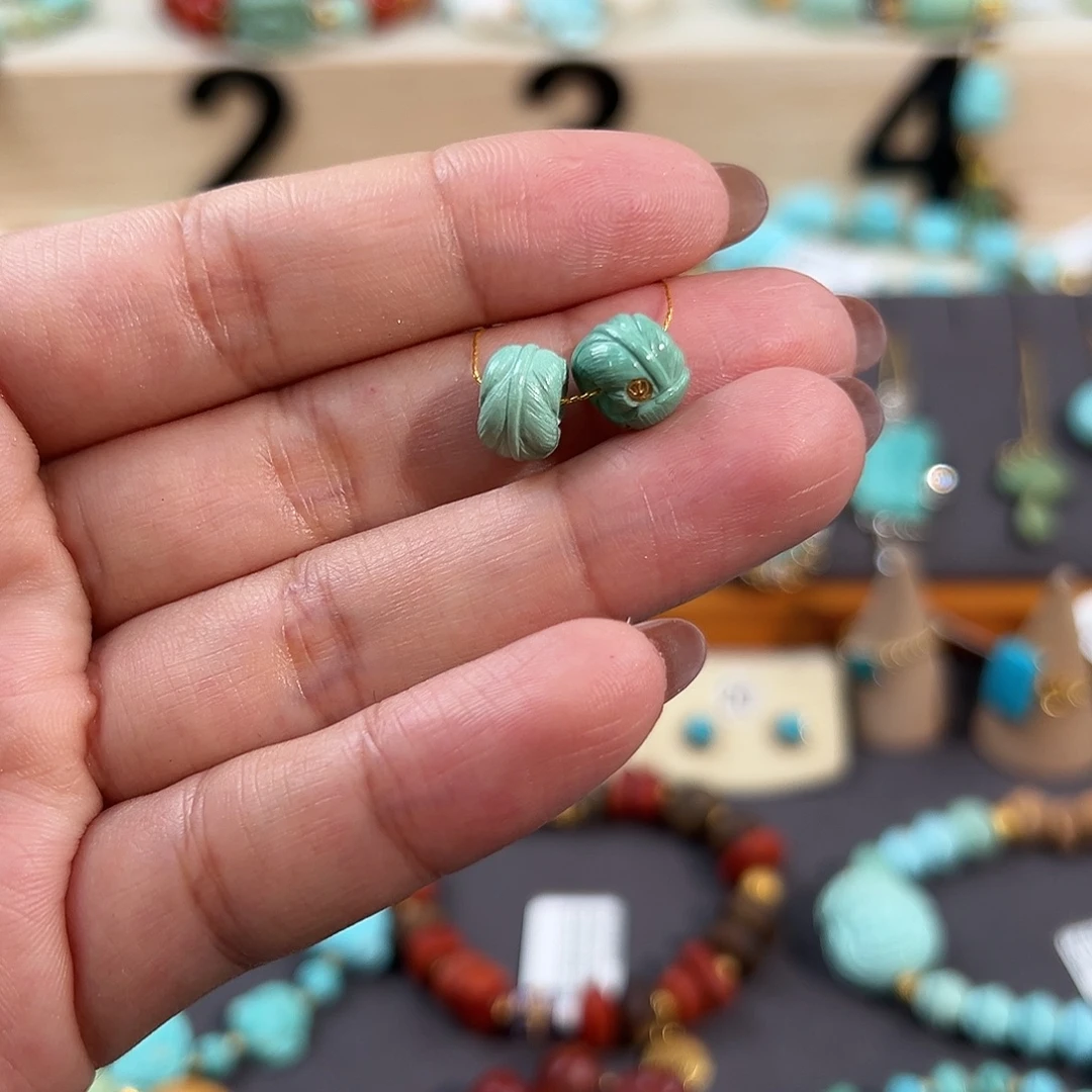 绿松石未镶嵌把件8.6mm绿色羽毛扣配饰