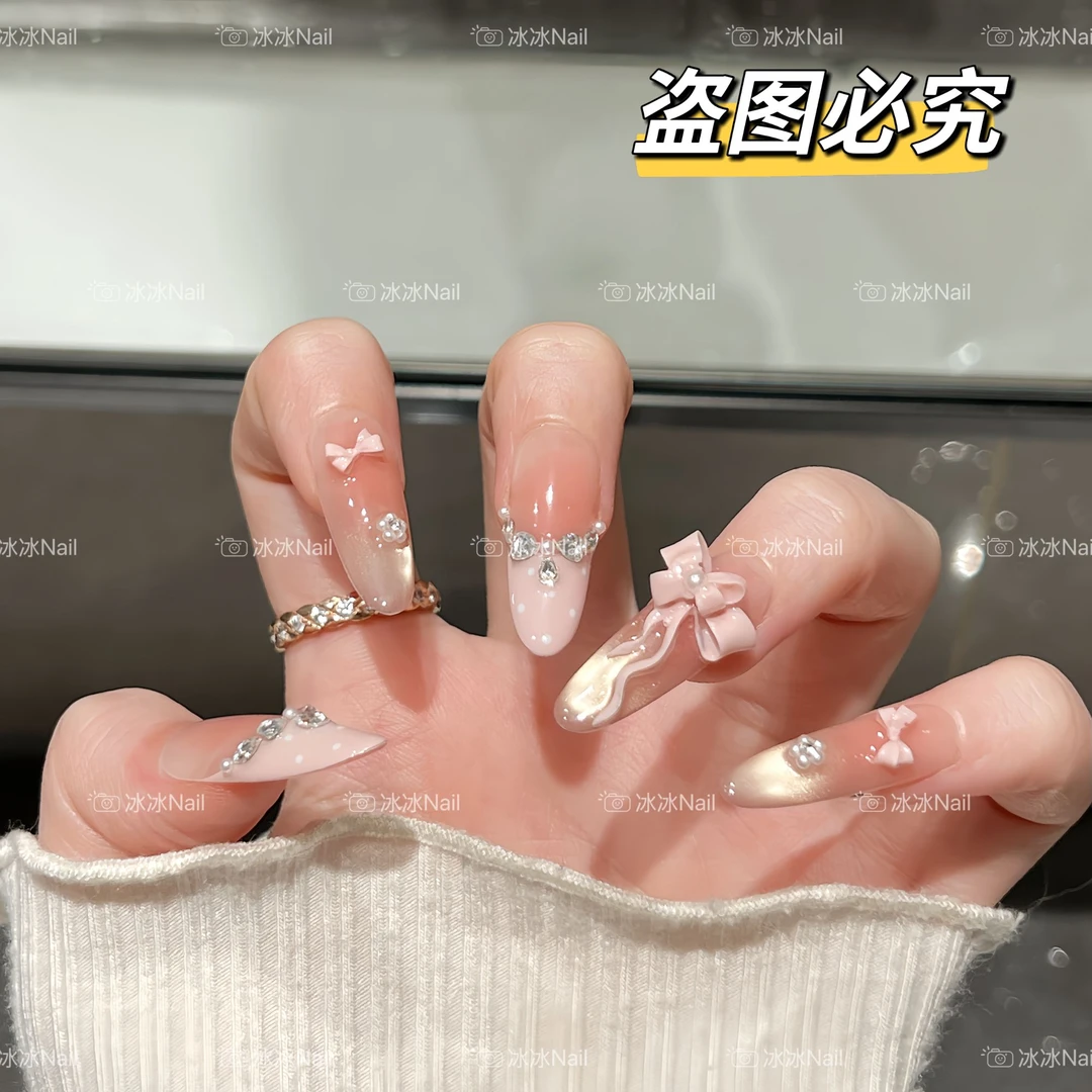 【薇薇安】新款立体蝴蝶结纯手工穿戴甲金色追光猫眼美甲少女感